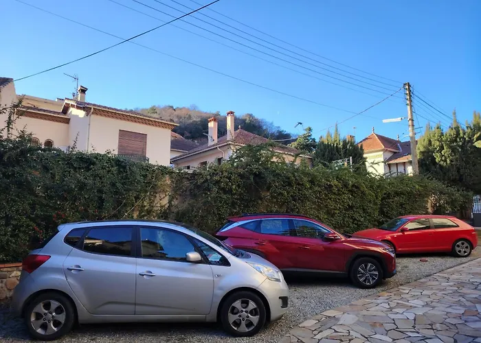 Hébergements à La Rive, Accueil ouvert tous les jours jusqu\'à 20h00 dernier délai, depuis 29 ans ! Réserver ici svp ! Merci ! Aucun règlement à distance accepté, Paiement par CB, Espèces, Chèque ou Chèques-Vacances impérativement à la remise des clef
