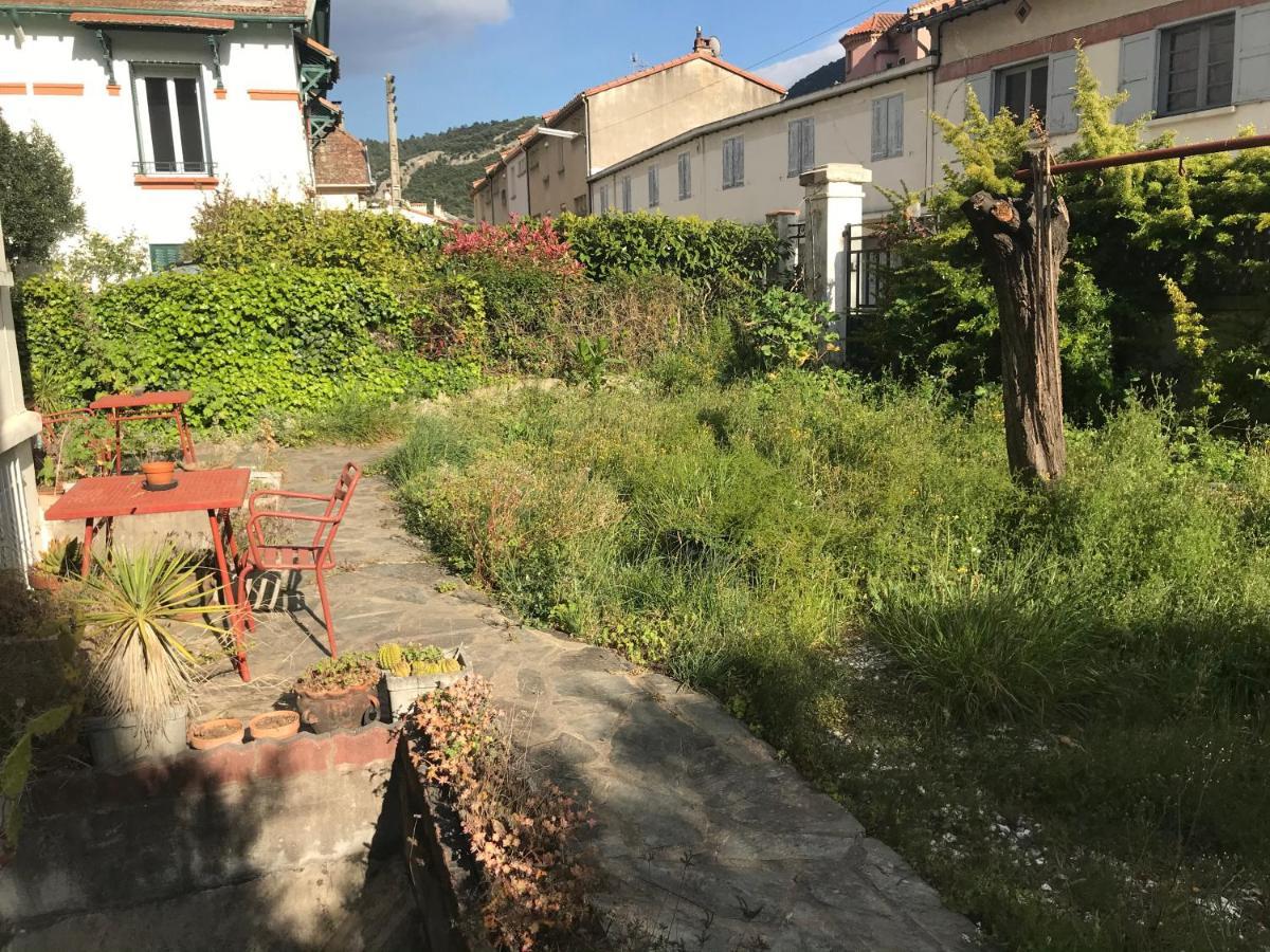 Hébergements à La Rive, Accueil Ouvert Tous Les Jours Jusqu'à 20h00 Dernier Délai, Depuis 29 Ans ! Réserver Ici Svp ! Merci ! Aucun Règlement à Distance Accepté, Paiement Par Cb, Espèces, Chèque Ou Chèques-vacances Impérativement à La Remise Des Clef Amélie-les-Bains-Palalda